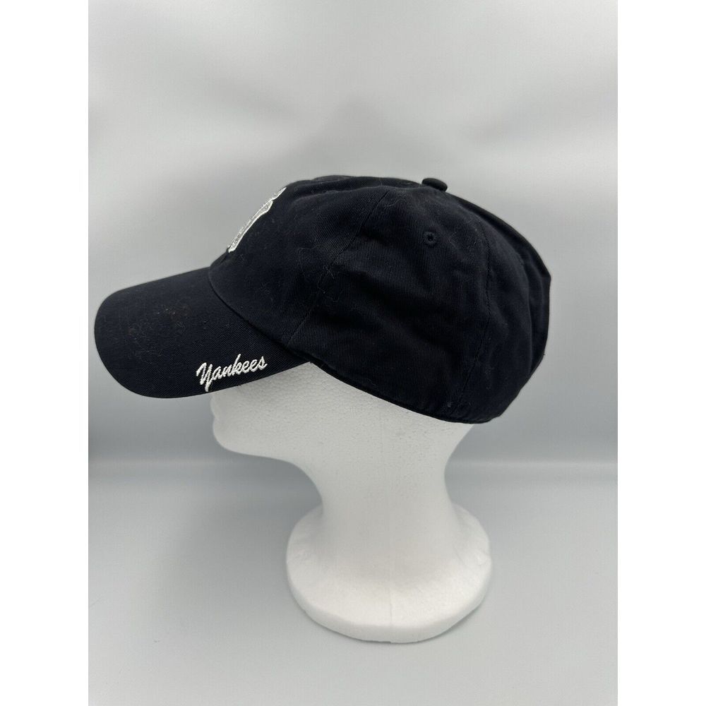 New York Yankees MLB Hat Cap Fan Favorite Adjustable Snapback Womens - Picture 2 of 6